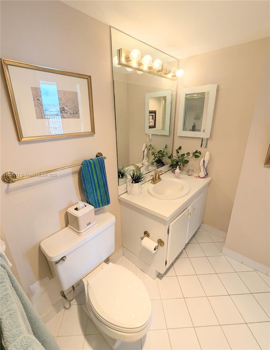 Photo of 20335 Country Club Dr  #2102, Aventura, Florida, 33180 - 