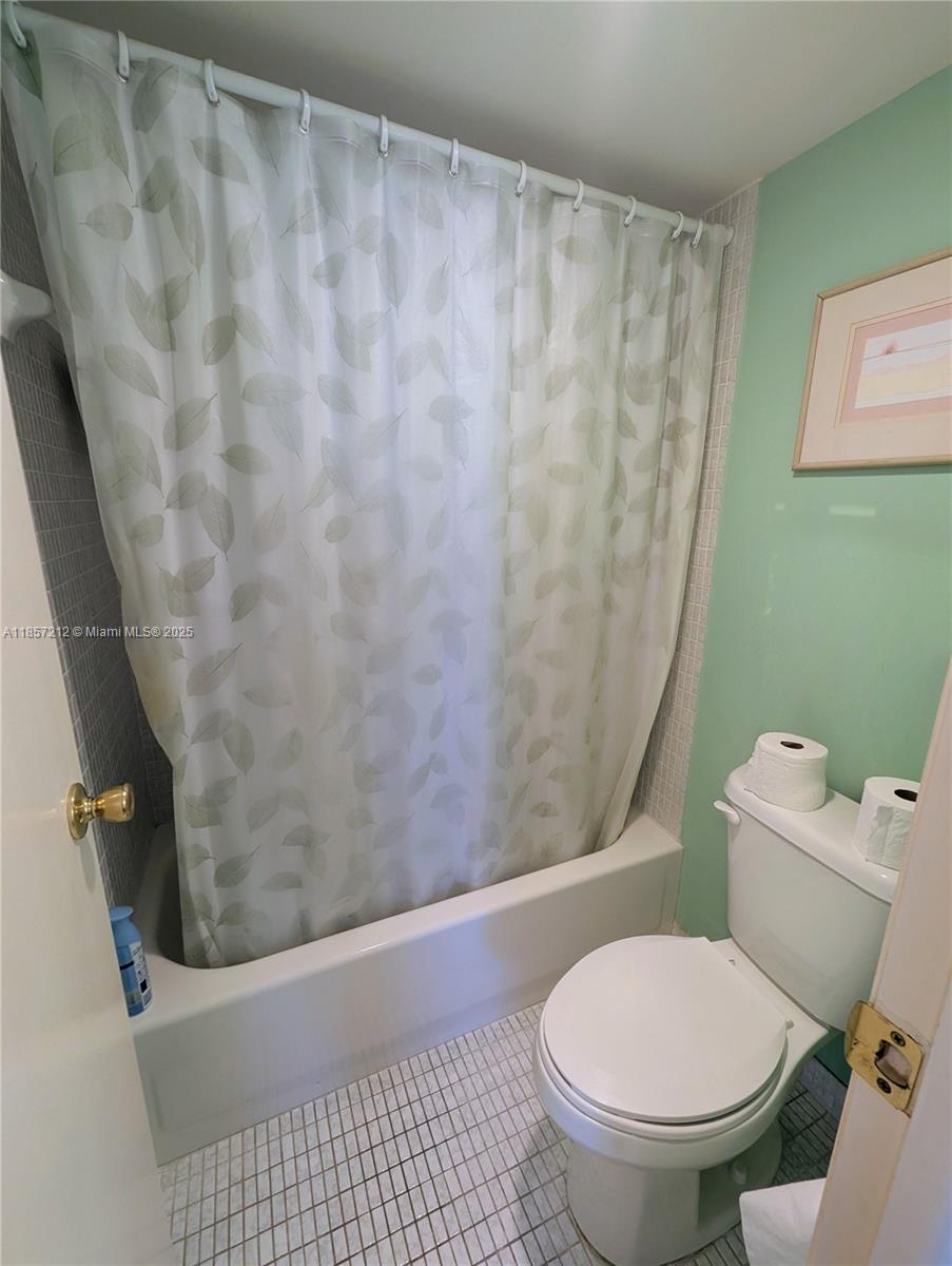 Photo of 20335 Country Club Dr  #2102, Aventura, Florida, 33180 - 