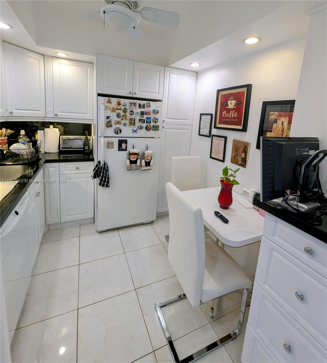 Photo of 20335 Country Club Dr #2102, Aventura, Florida, 33180 -