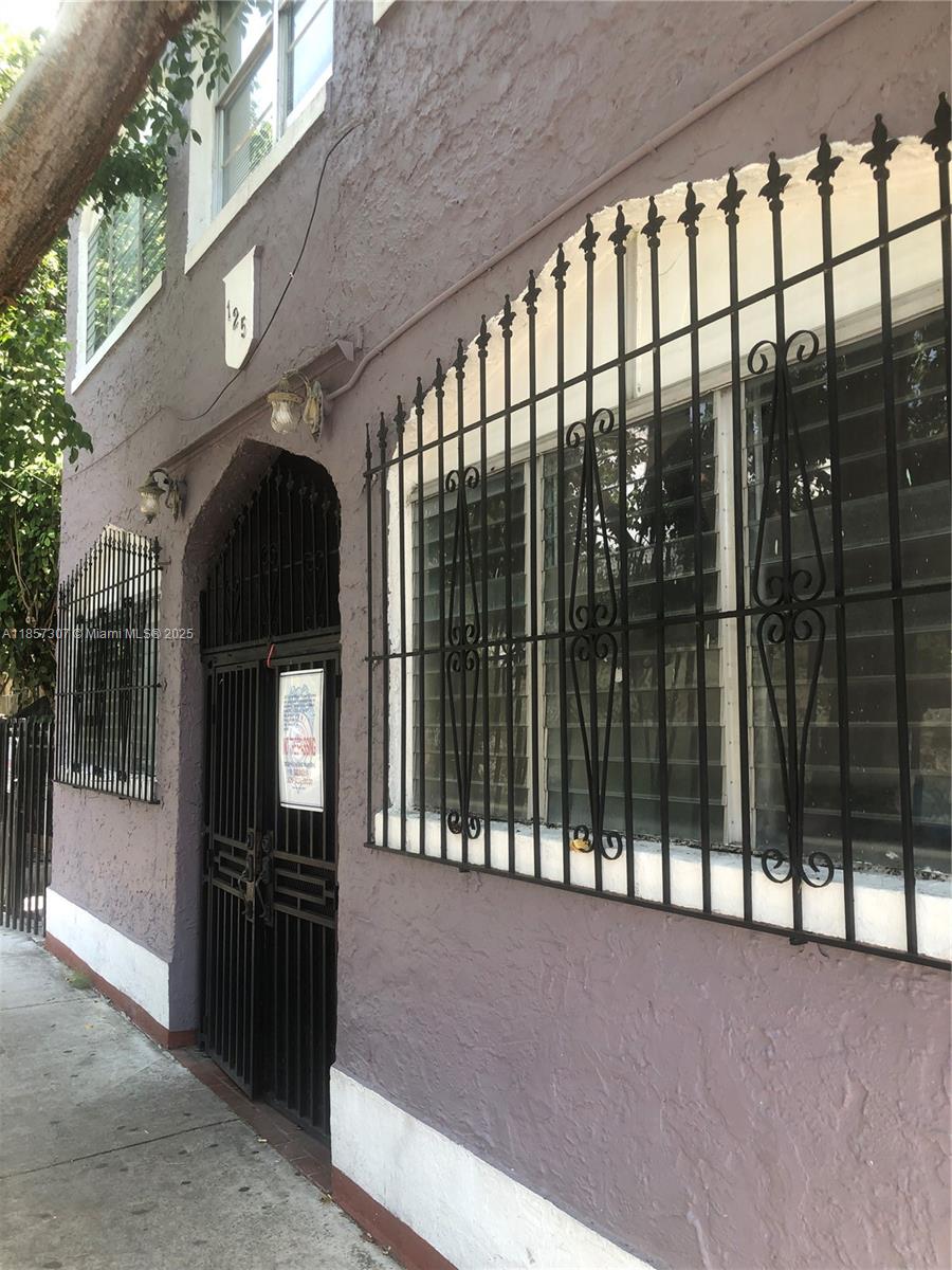 See details / 5106 sq. ft. $ 2025-08-12 0 Photo