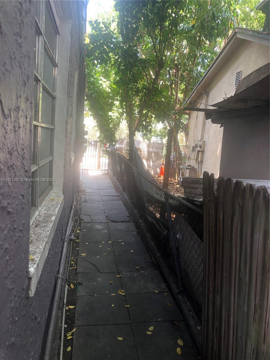 See details / 5106 sq. ft. $ 2025-08-12 0 Photo