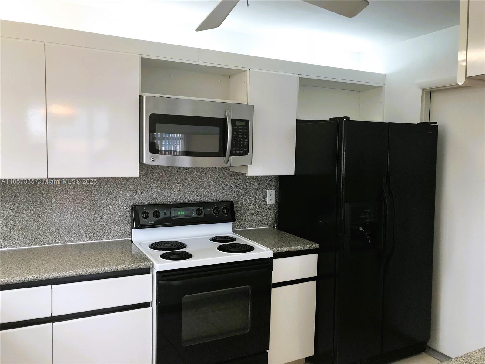 Photo of 1825 Ocean Dr #401, Hallandale Beach, Florida, 33009 -