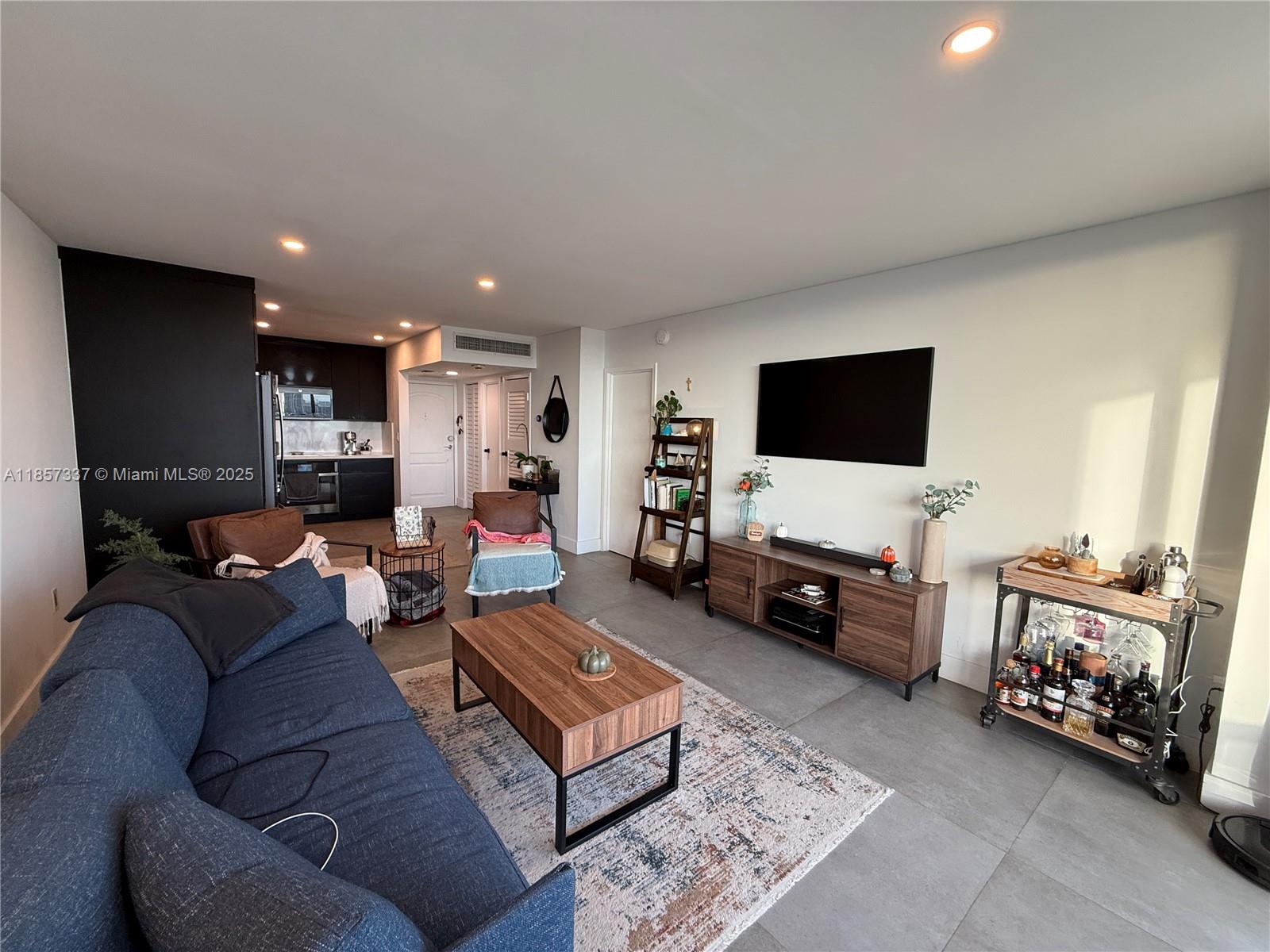 Photo of 3625 Country Club Dr #PH5, Aventura, Florida, 33180 -