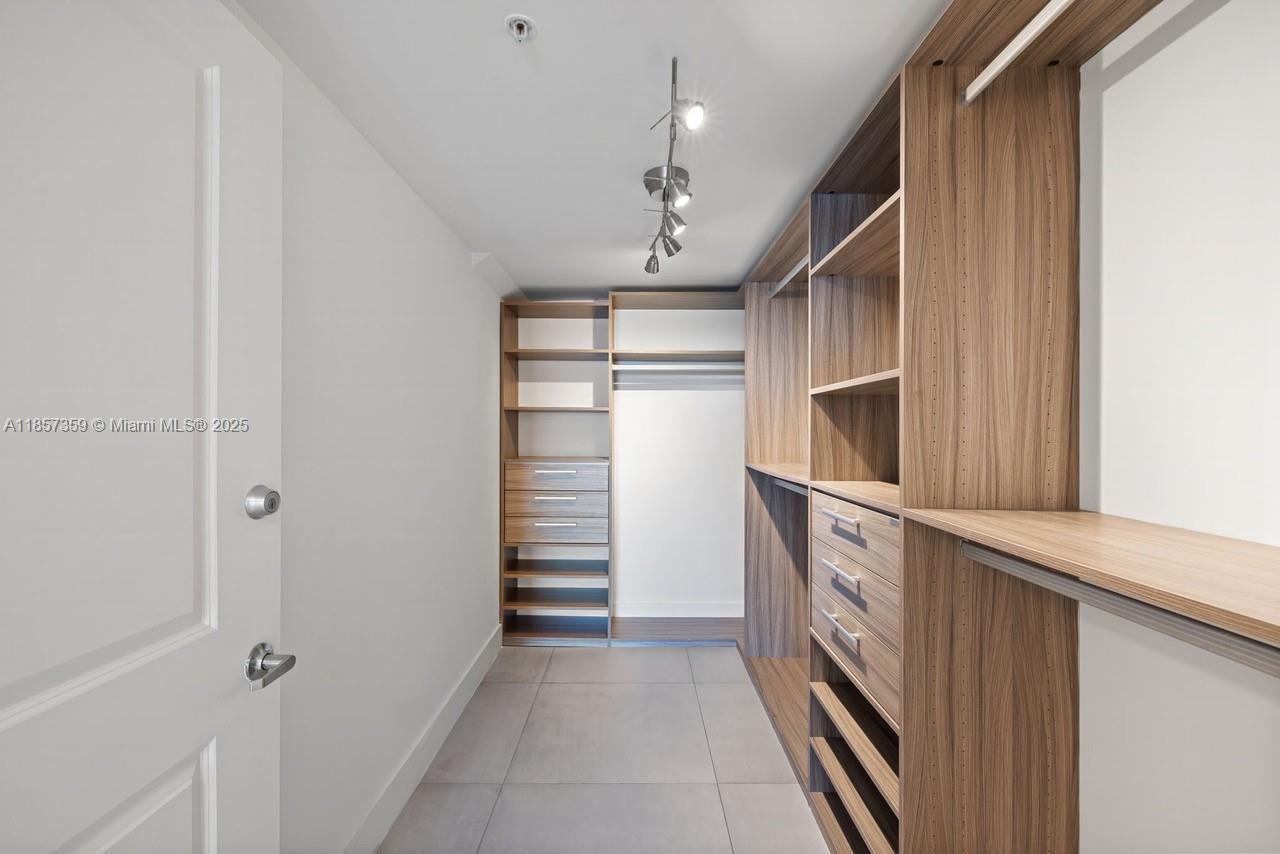 Photo of 400 Sunny Isles Blvd  #1602, Sunny Isles Beach, Florida, 33160 - 