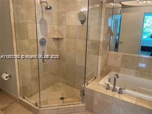 Photo of 3131 188th St  #1-504, Aventura, Florida, 33180 - SHOWE/JACUZZI TUB
