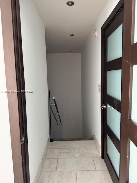 Ver detalles PH4402 3 / 5 2570 sq. ft. $ 2025-08-12 0 foto