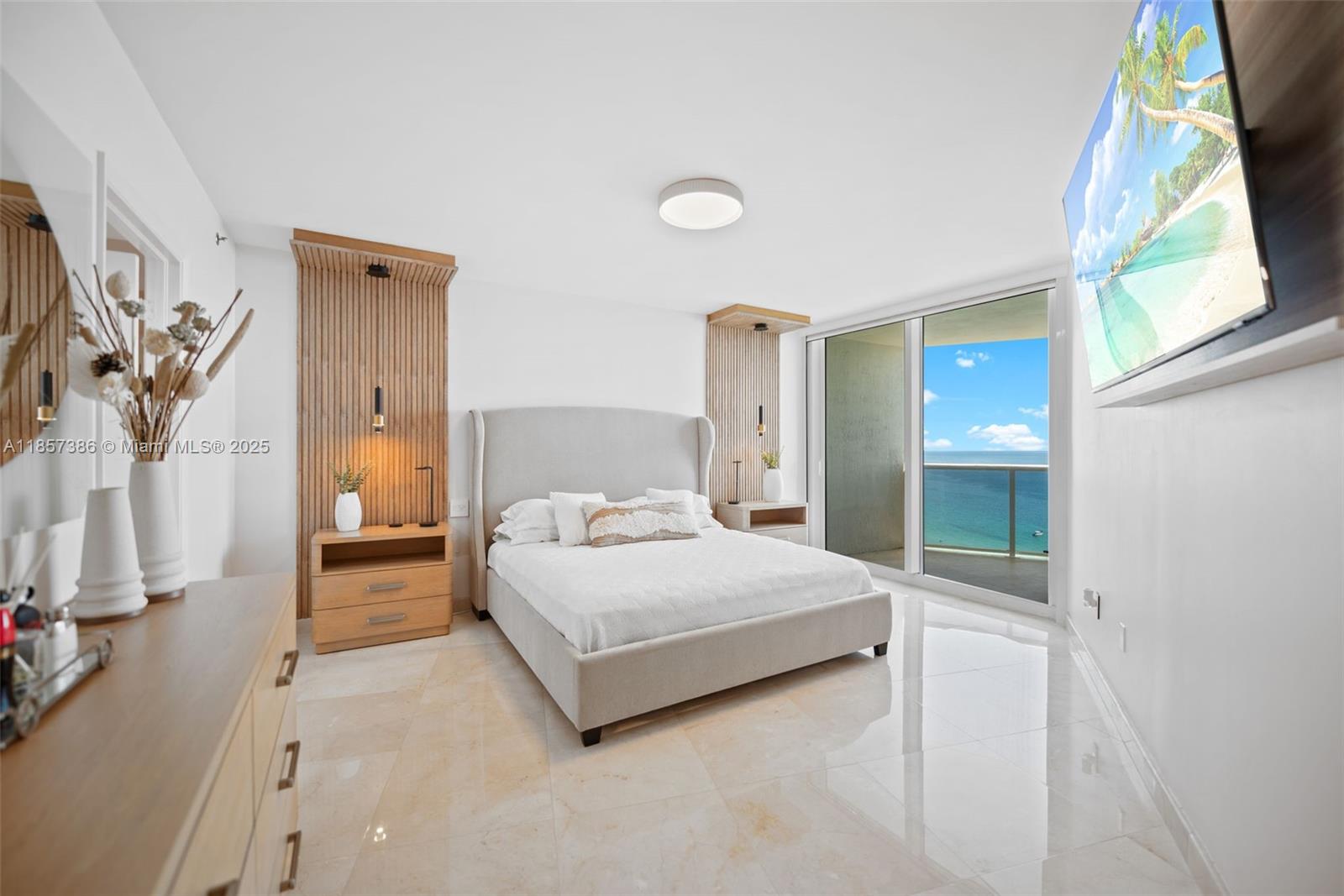 Photo of 19111 Collins Ave  #2207, Sunny Isles Beach, Florida, 33160 - 