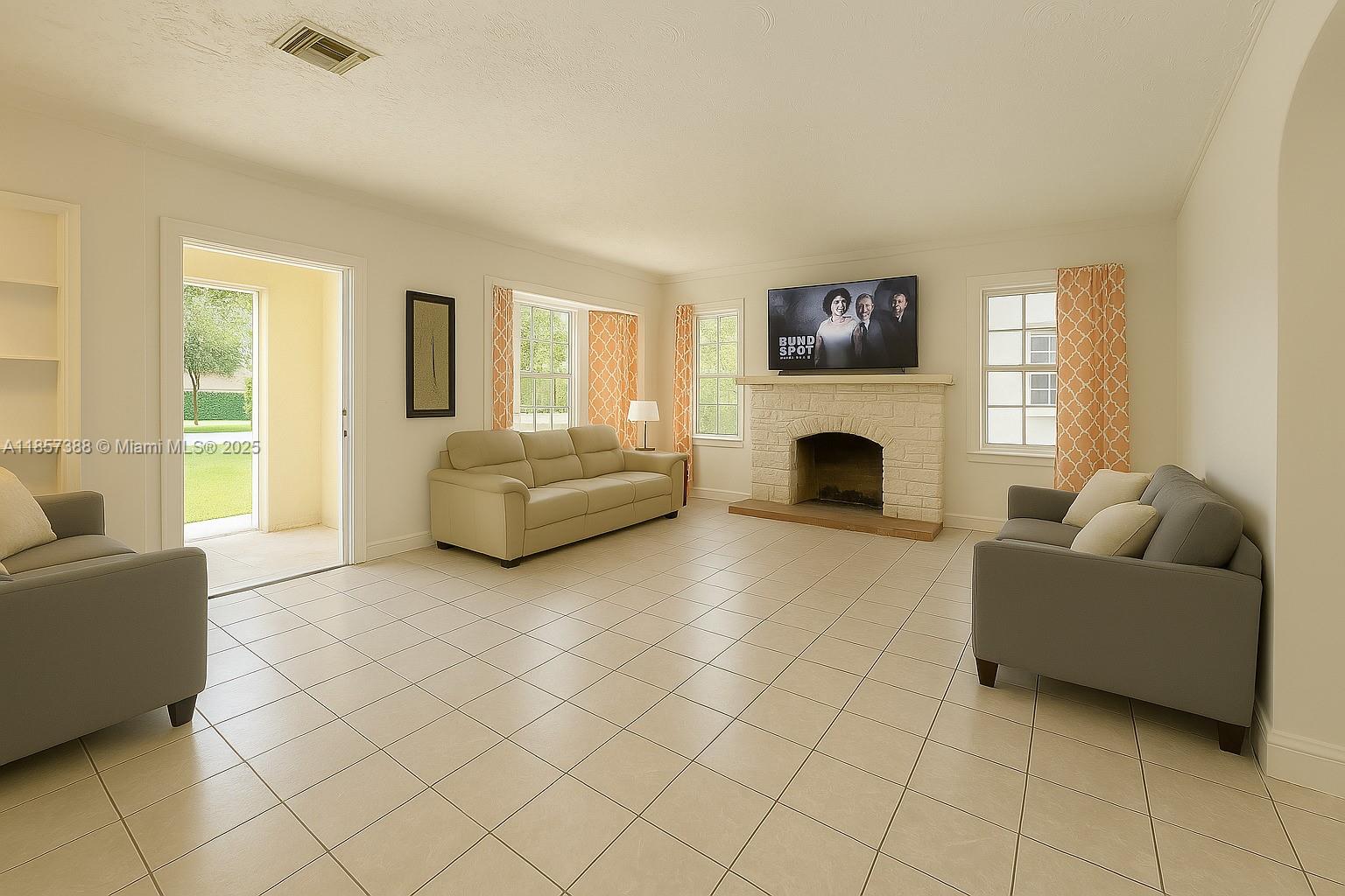   /  2582 sq. ft. $ 2025-08-12 0 Photo