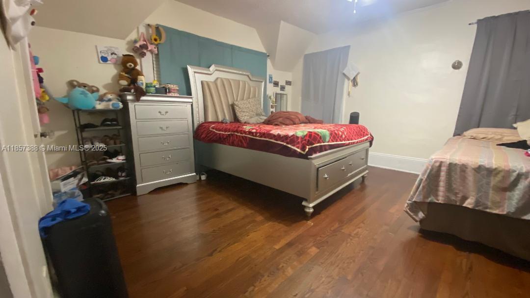   /  2582 sq. ft. $ 2025-08-12 0 Photo