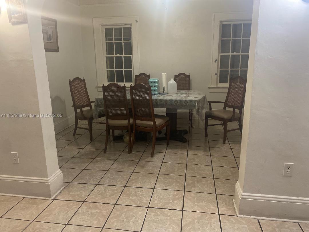   /  2582 sq. ft. $ 2025-08-12 0 Photo