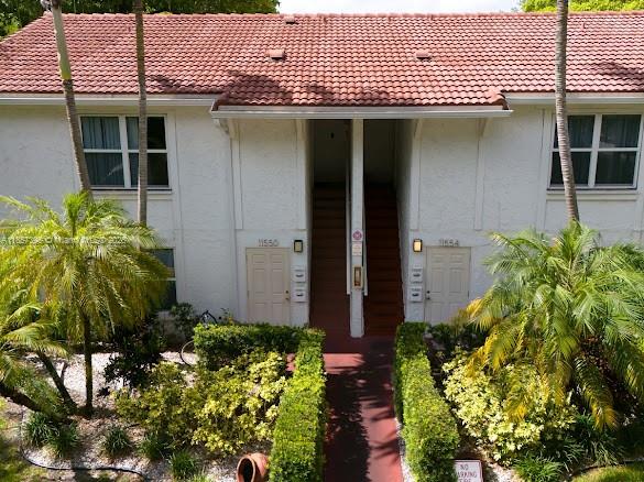 See details / 3296 sq. ft. $ 2025-08-12 0 Photo