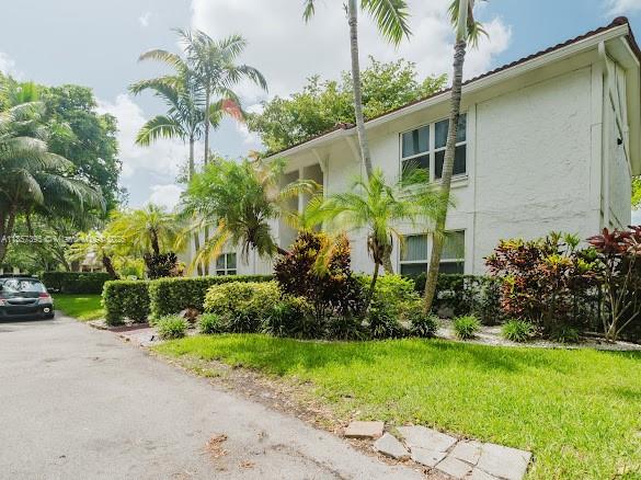 See details / 3296 sq. ft. $ 2025-08-12 0 Photo