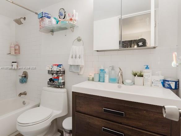 See details / 3296 sq. ft. $ 2025-08-12 0 Photo