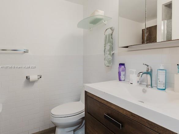 See details / 3296 sq. ft. $ 2025-08-12 0 Photo