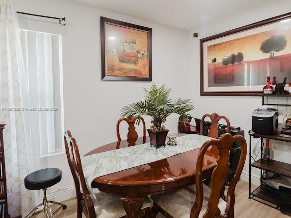 See details / 3296 sq. ft. $ 2025-08-12 0 Photo