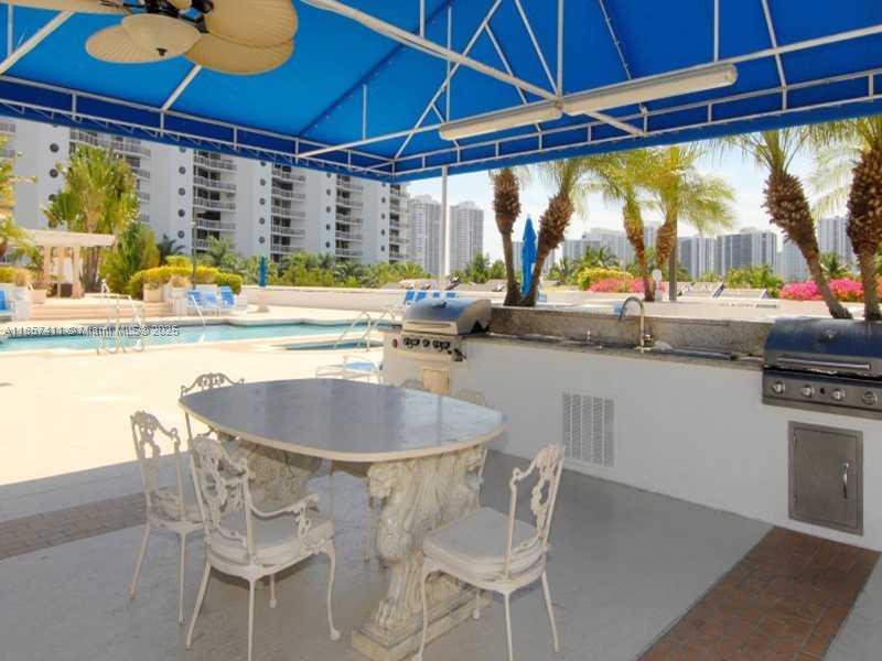 Photo of 3600 YACHT CLUB DR  #1503, Aventura, Florida, 33180 - Summer Kitchen