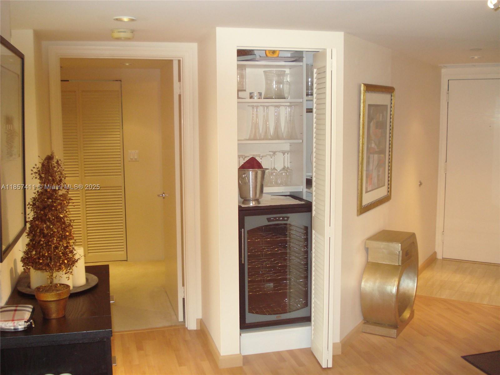 Photo of 3600 YACHT CLUB DR  #1503, Aventura, Florida, 33180 - 