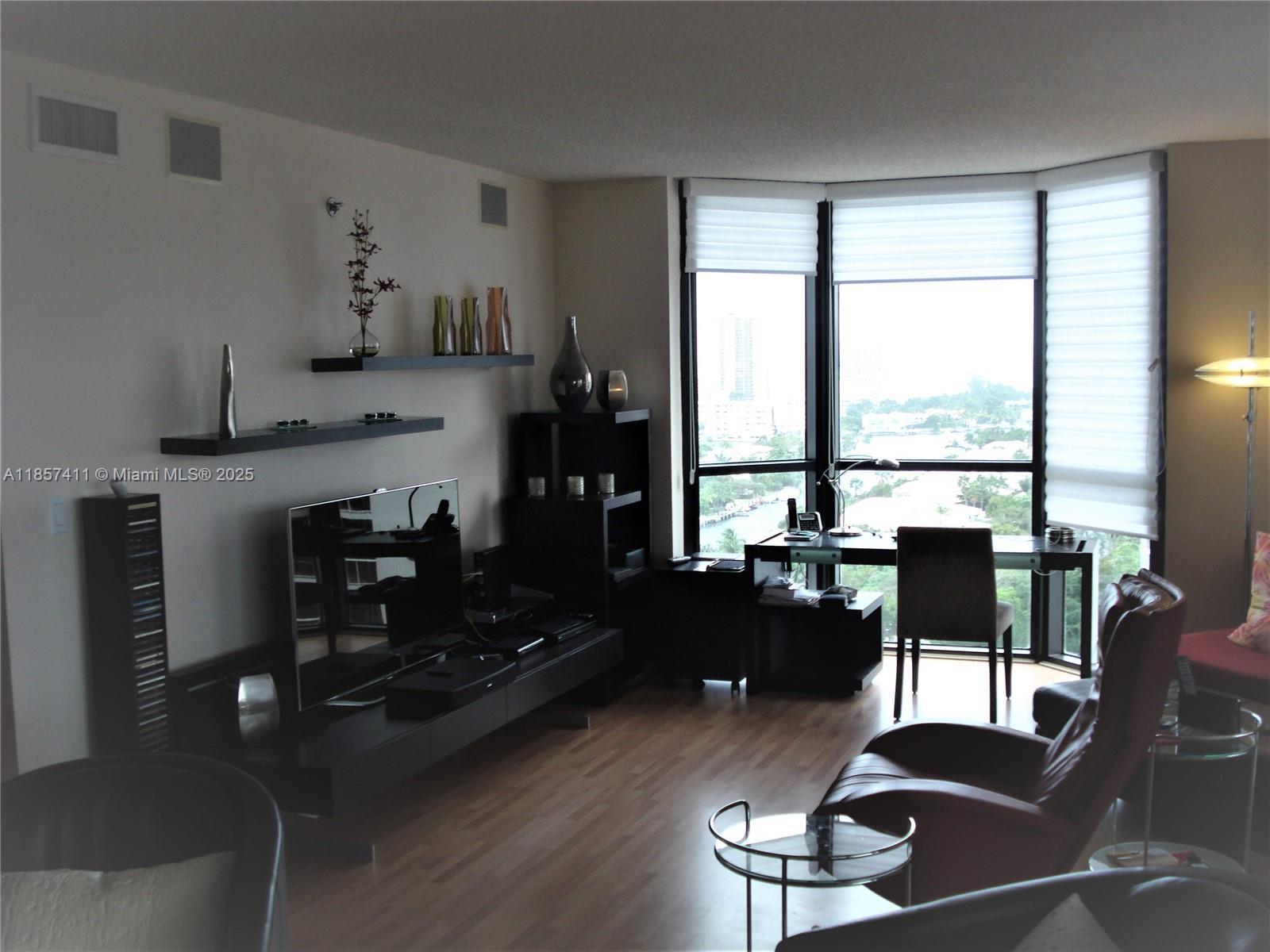 Photo of 3600 YACHT CLUB DR  #1503, Aventura, Florida, 33180 - 