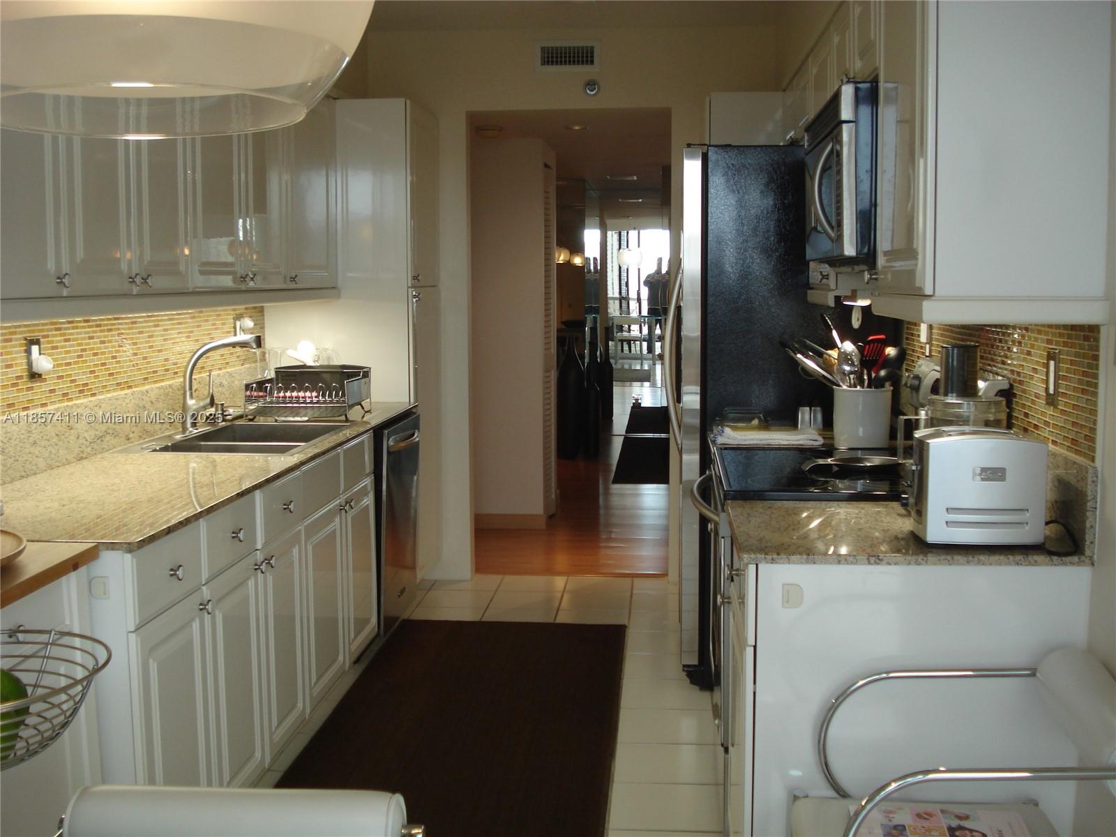 Photo of 3600 YACHT CLUB DR  #1503, Aventura, Florida, 33180 - 