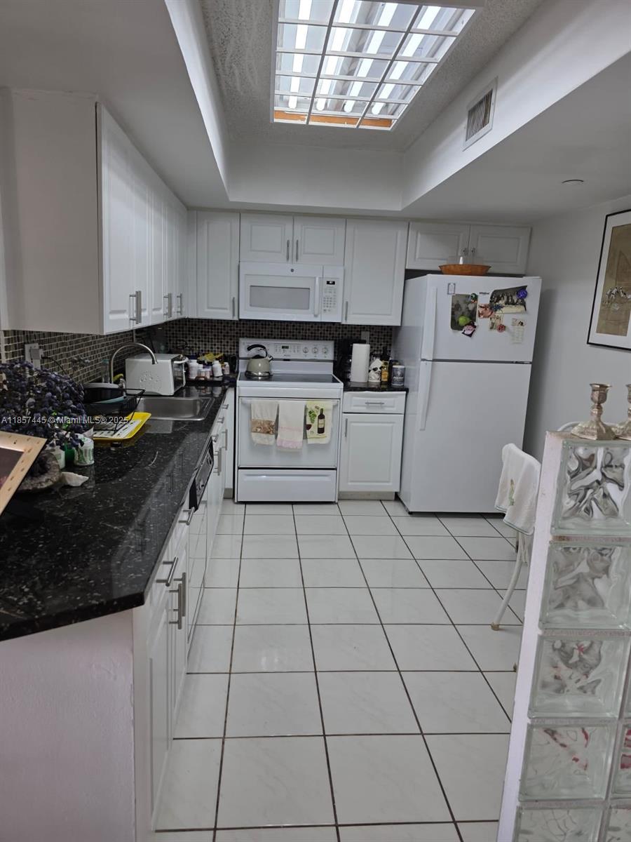 Photo of 19195 36th Ct #2103, Aventura, Florida, 33180 -