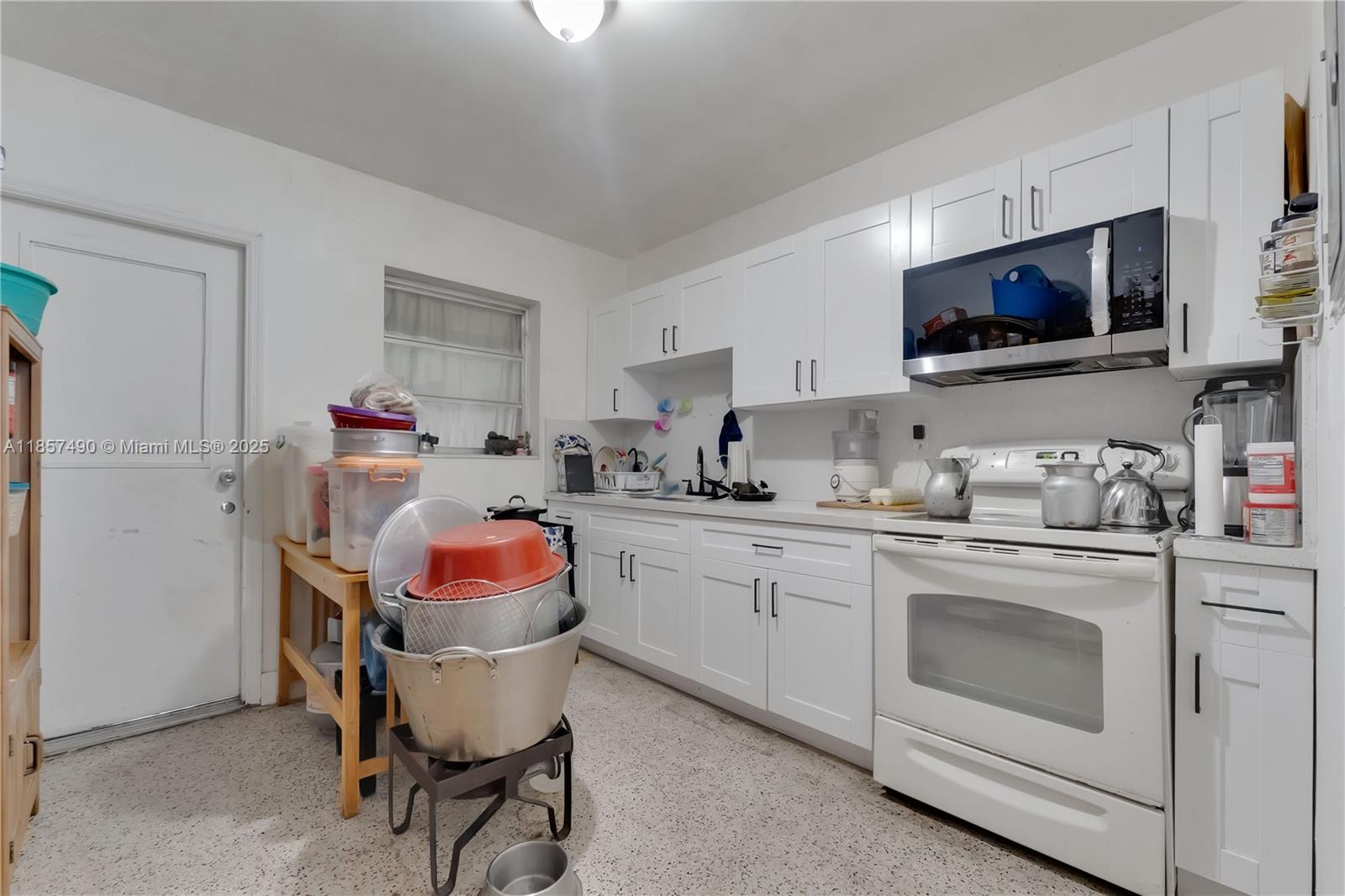 See details / 2172 sq. ft. $ 2025-08-12 0 Photo