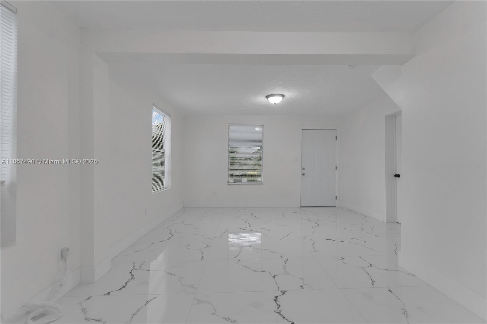 See details / 2172 sq. ft. $ 2025-08-12 0 Photo