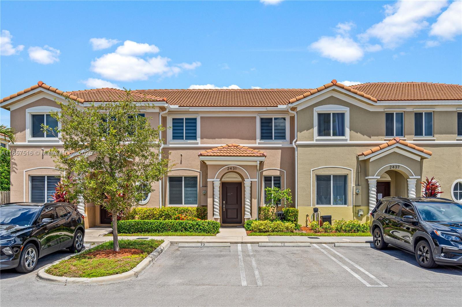 See details 2431 3 / 3 1302 sq. ft. $ 2025-11-10 0 Photo