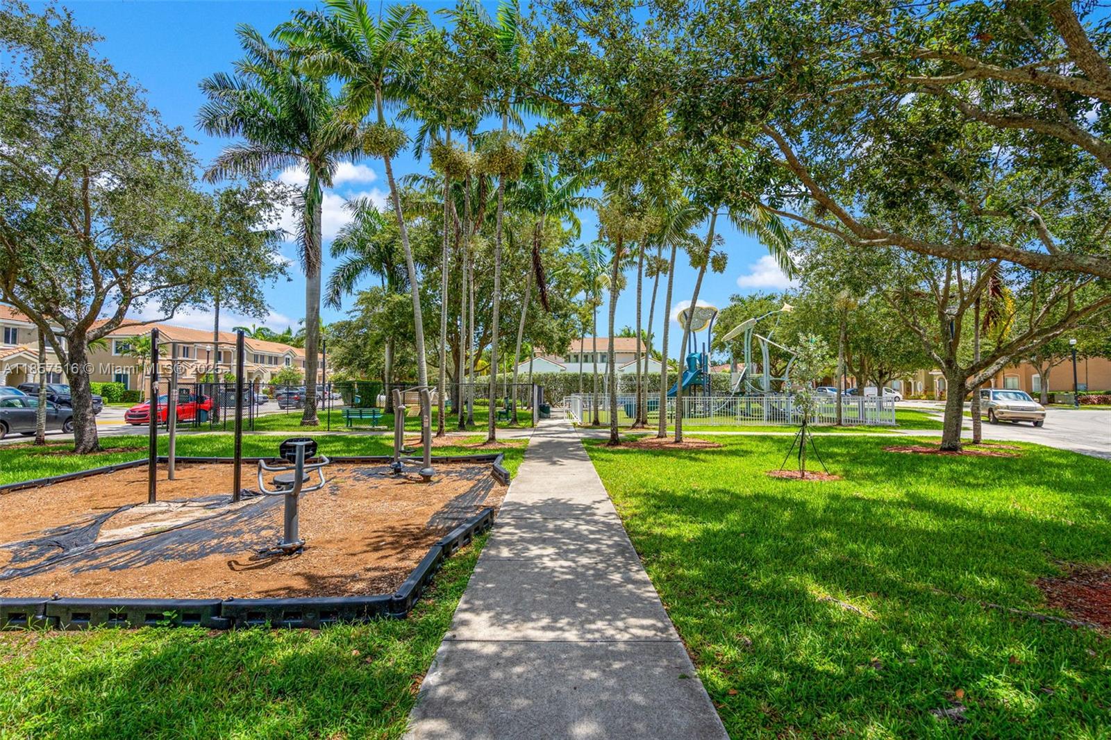 See details 2431 3 / 3 1302 sq. ft. $ 2025-11-10 0 Photo