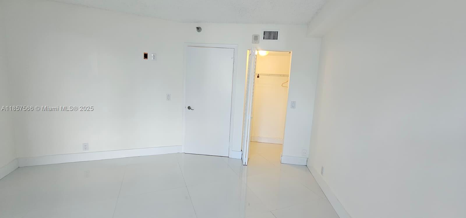 Photo of 3400 192nd St  #303, Aventura, Florida, 33180 - 