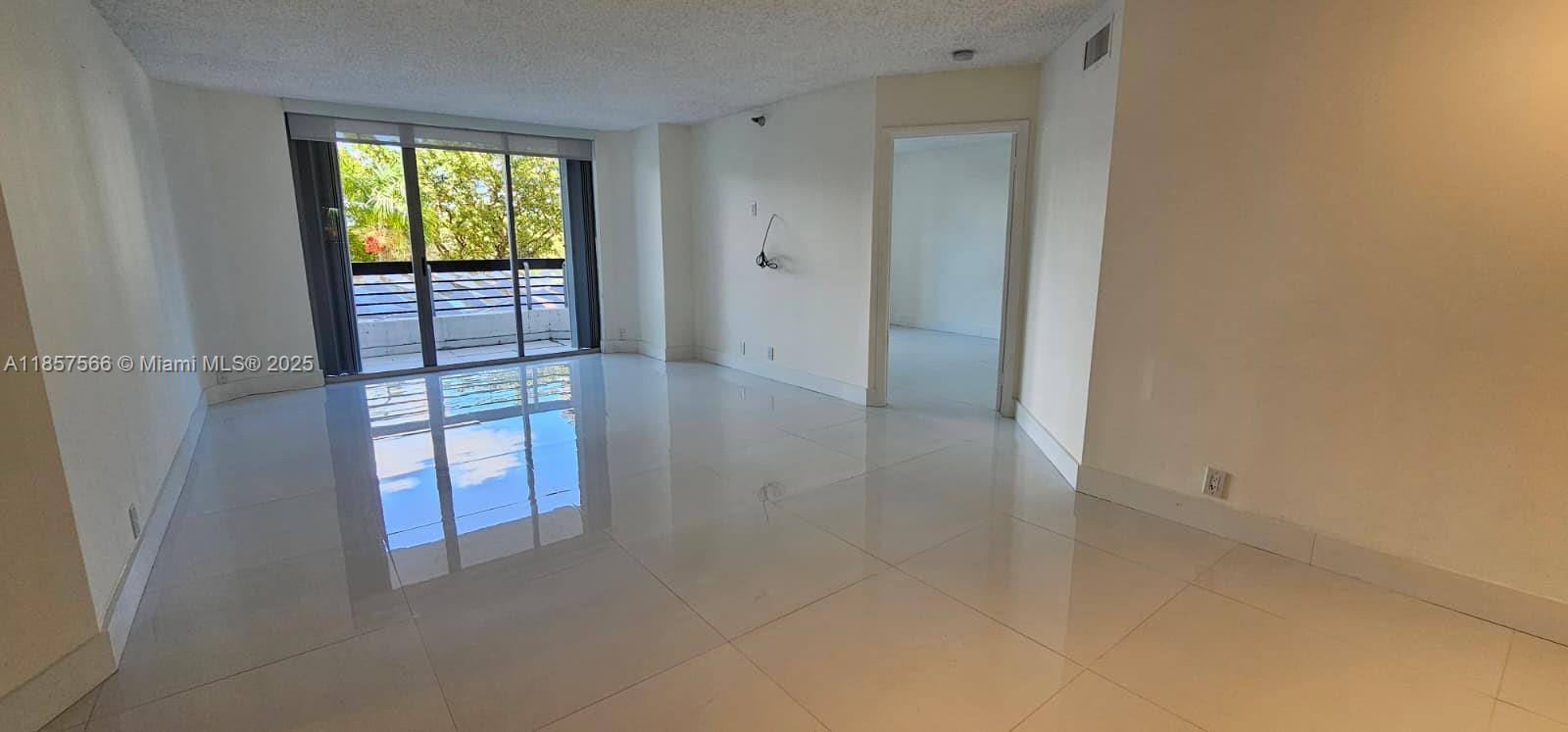Photo of 3400 192nd St  #303, Aventura, Florida, 33180 - 