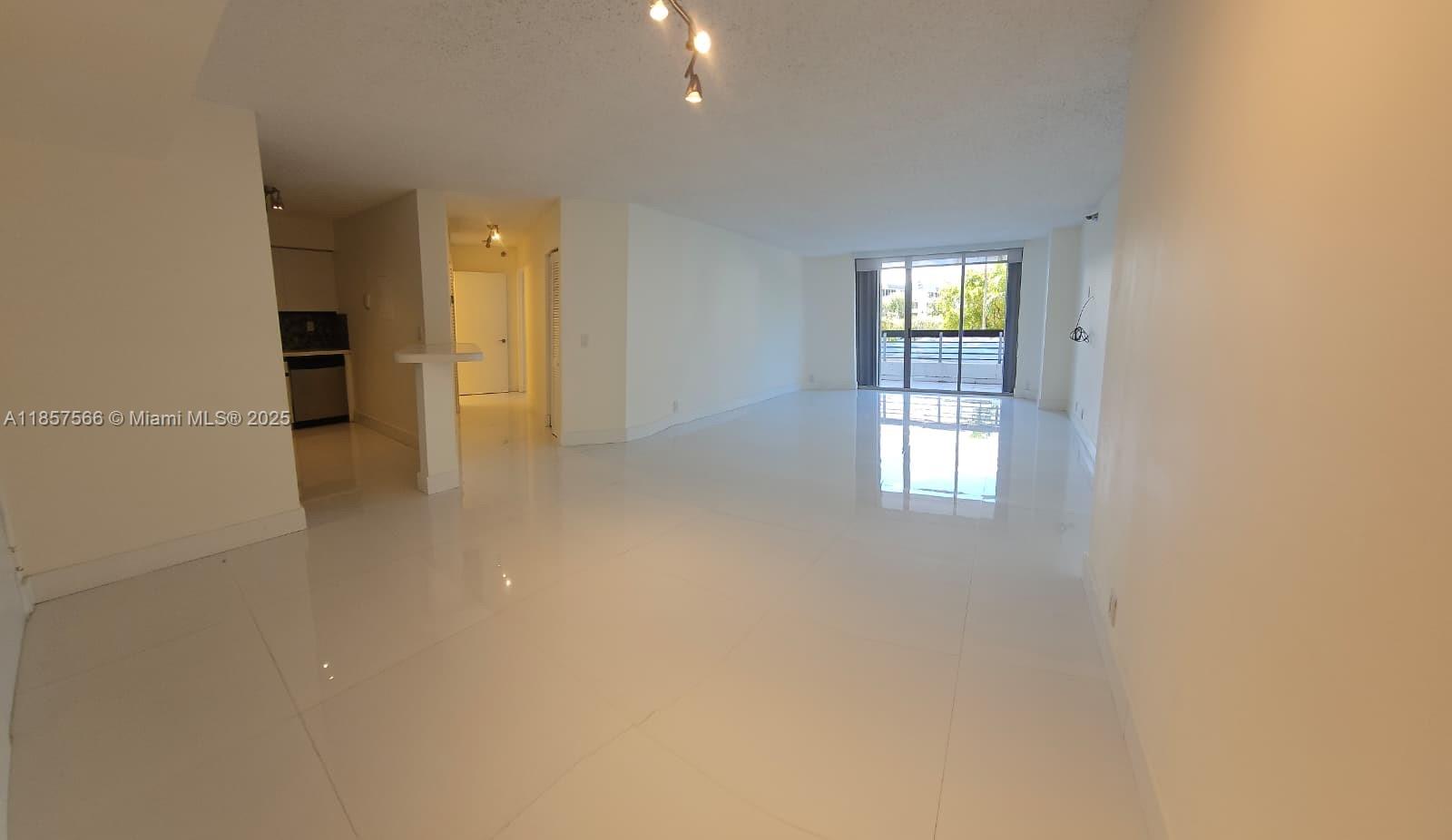 Photo of 3400 192nd St  #303, Aventura, Florida, 33180 - 