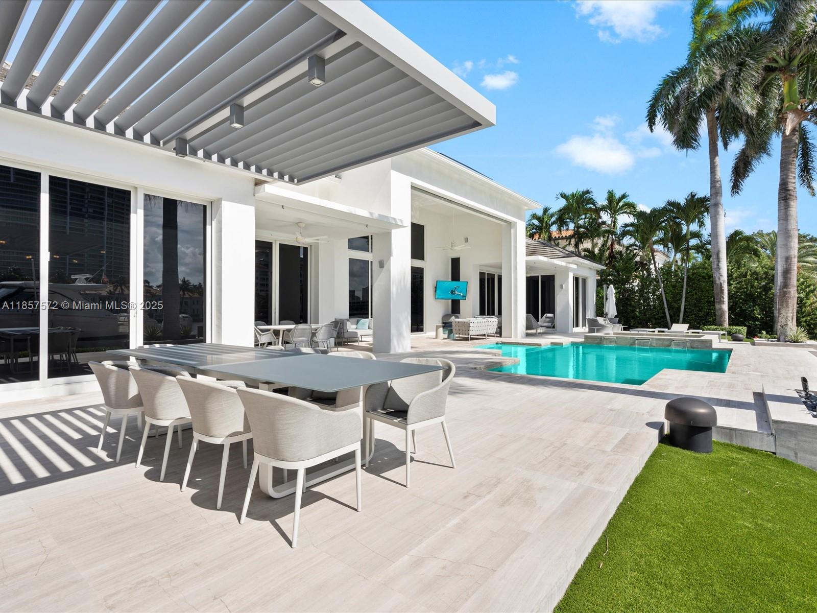 Photo of 224 ISLAND  (224), Golden Beach, Florida, 33160 - 