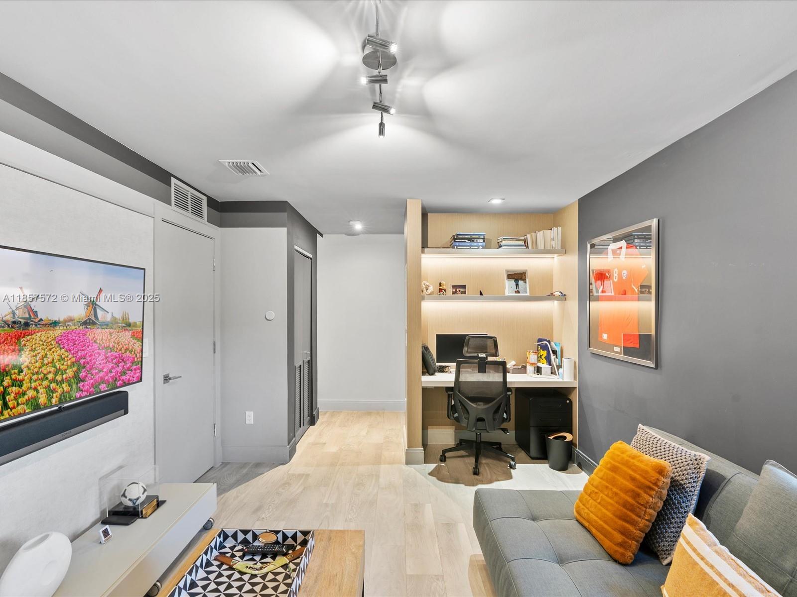 Photo of 224 ISLAND  (224), Golden Beach, Florida, 33160 - 