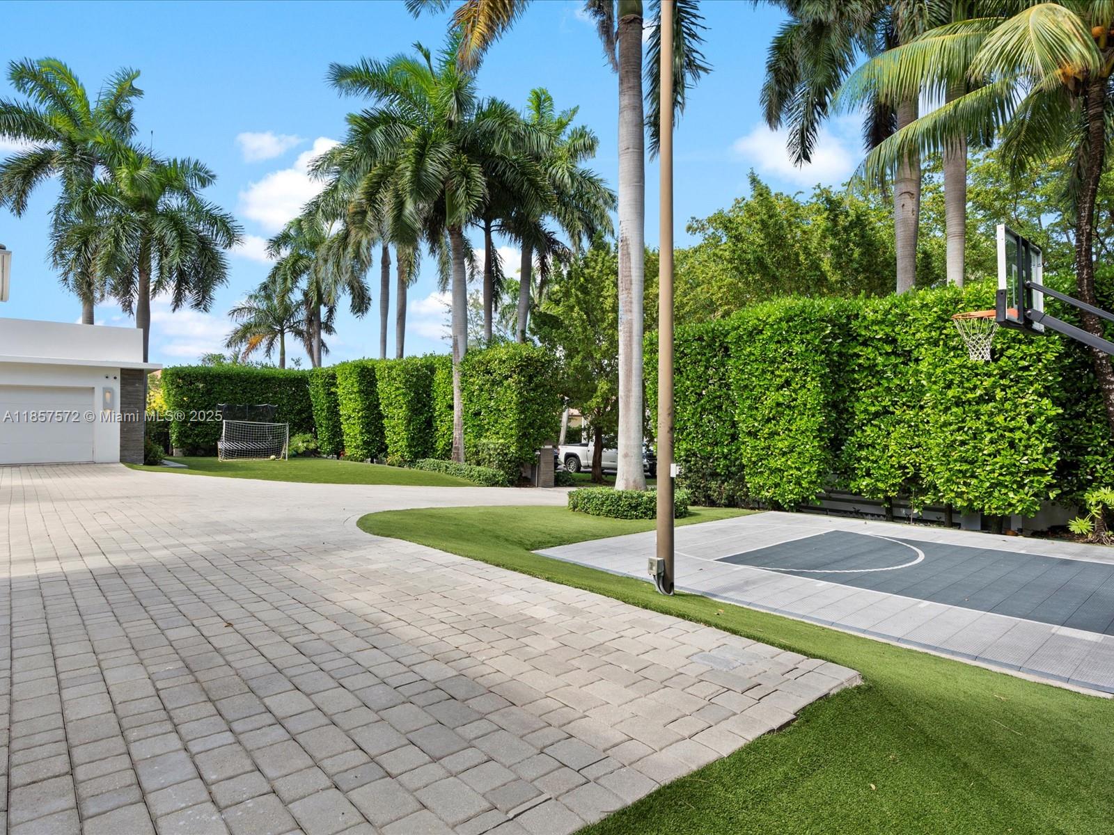 Photo of 224 ISLAND  (224), Golden Beach, Florida, 33160 - 
