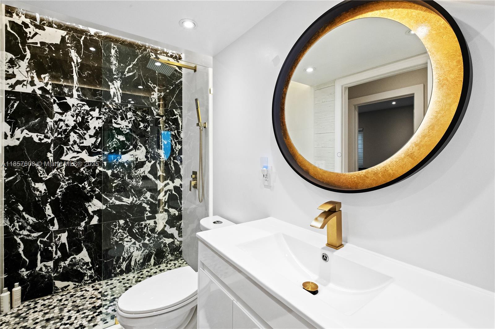 117 4 / 3 2521 sq. ft. $ 2026-01-10 0 Photo