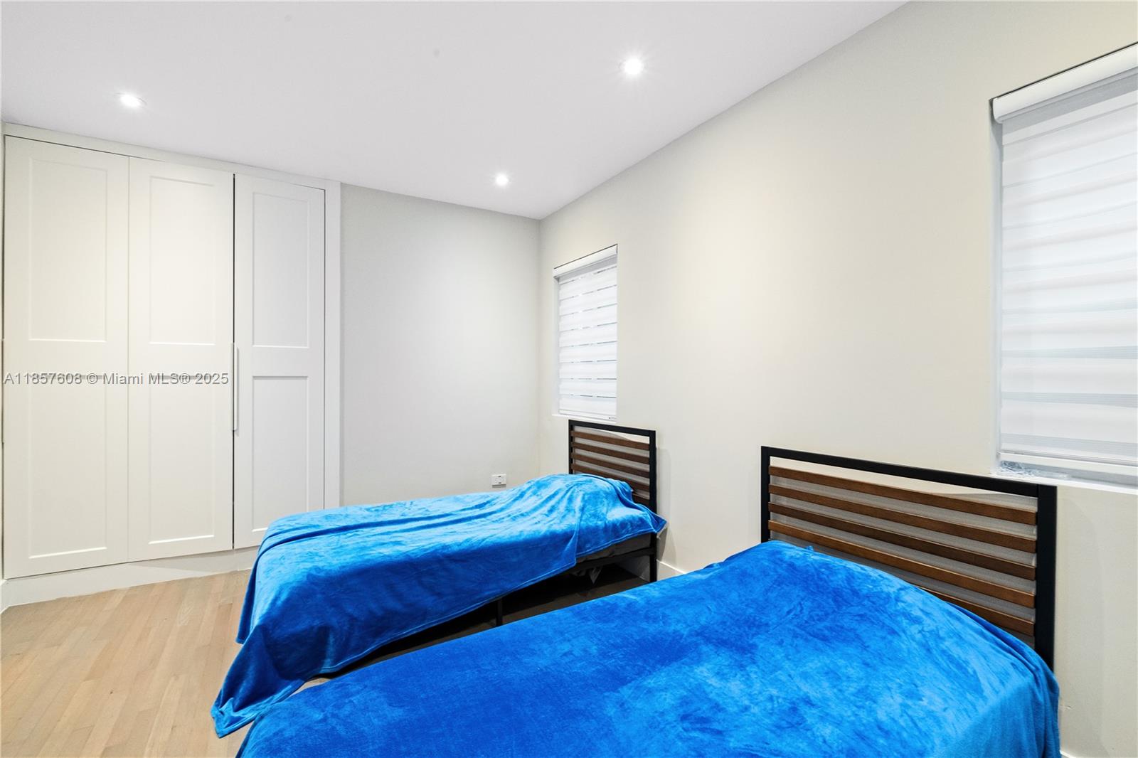 117 4 / 3 2521 sq. ft. $ 2026-01-10 0 Photo