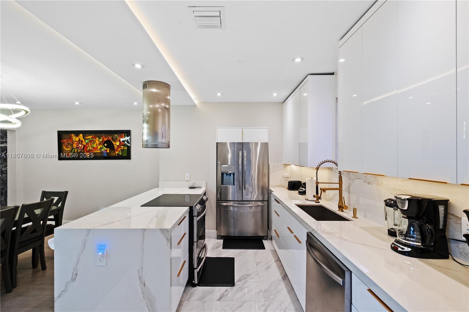 117 4 / 3 2521 sq. ft. $ 2026-01-10 0 Photo