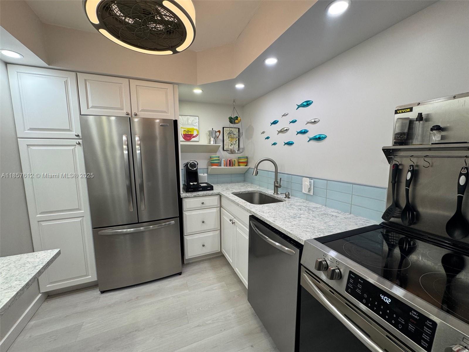 Photo of 20335 Country Club Dr  #1808, Aventura, Florida, 33180 - 