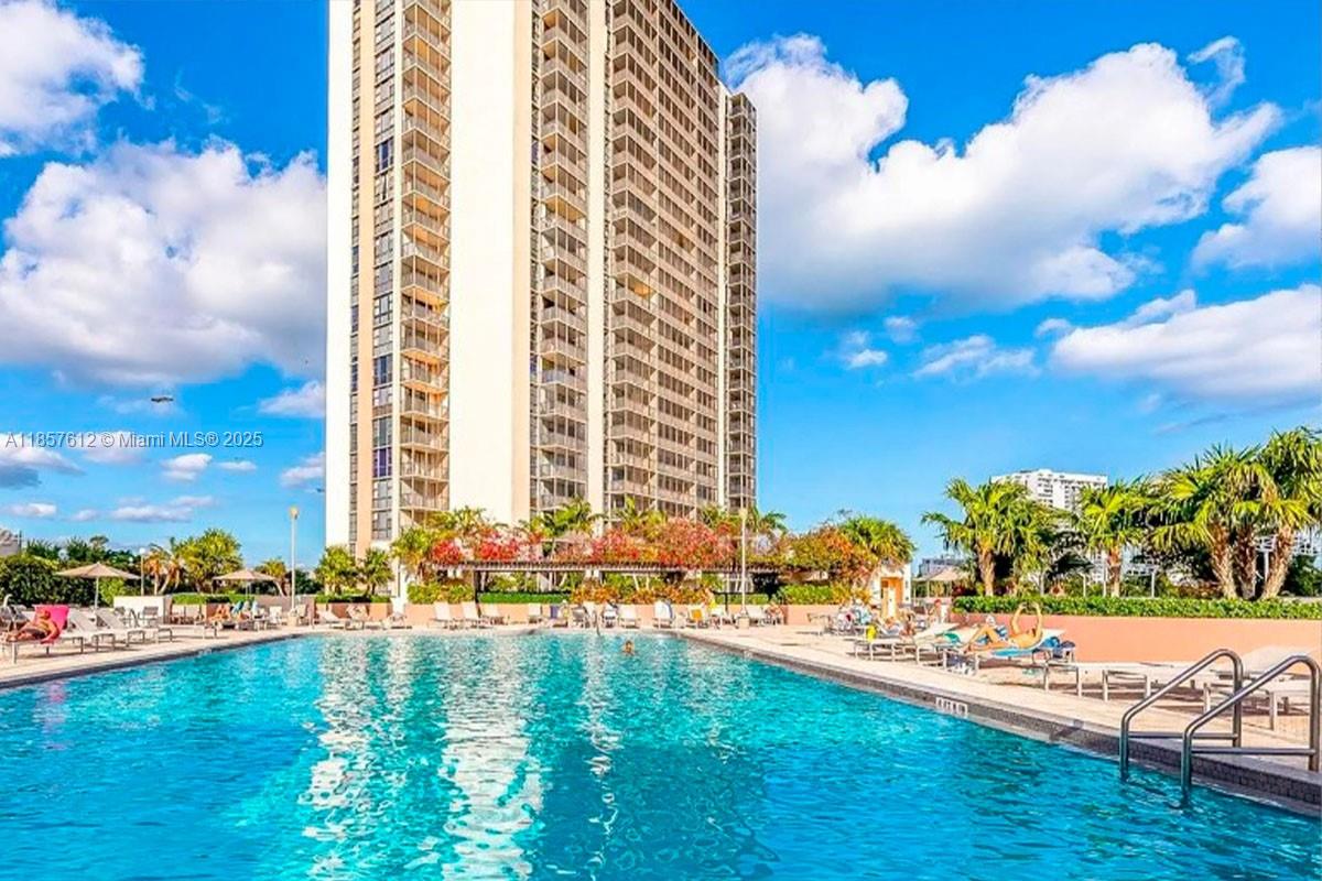 Photo of 20335 Country Club Dr  #1808, Aventura, Florida, 33180 - 