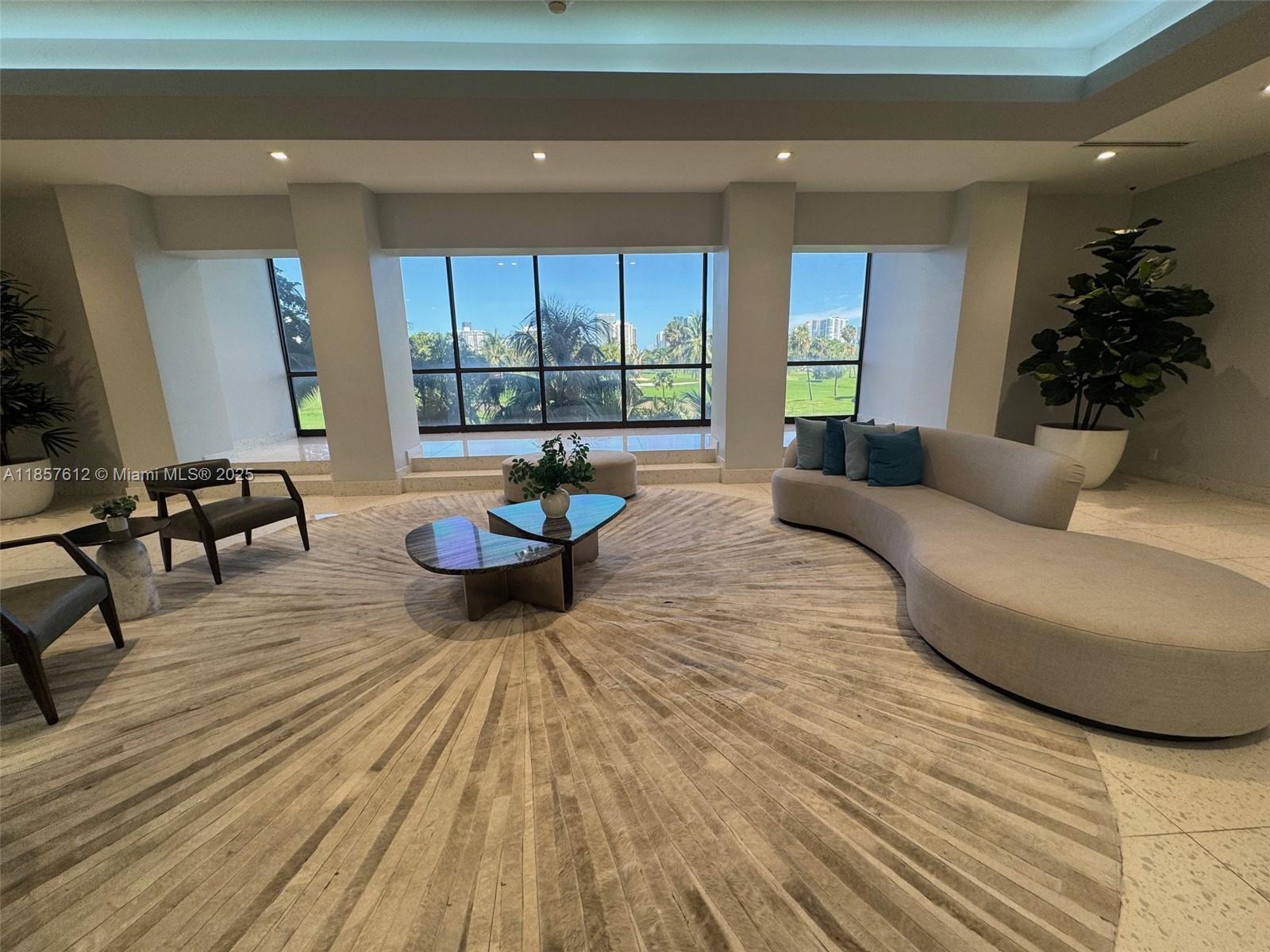 Photo of 20335 Country Club Dr  #1808, Aventura, Florida, 33180 - 