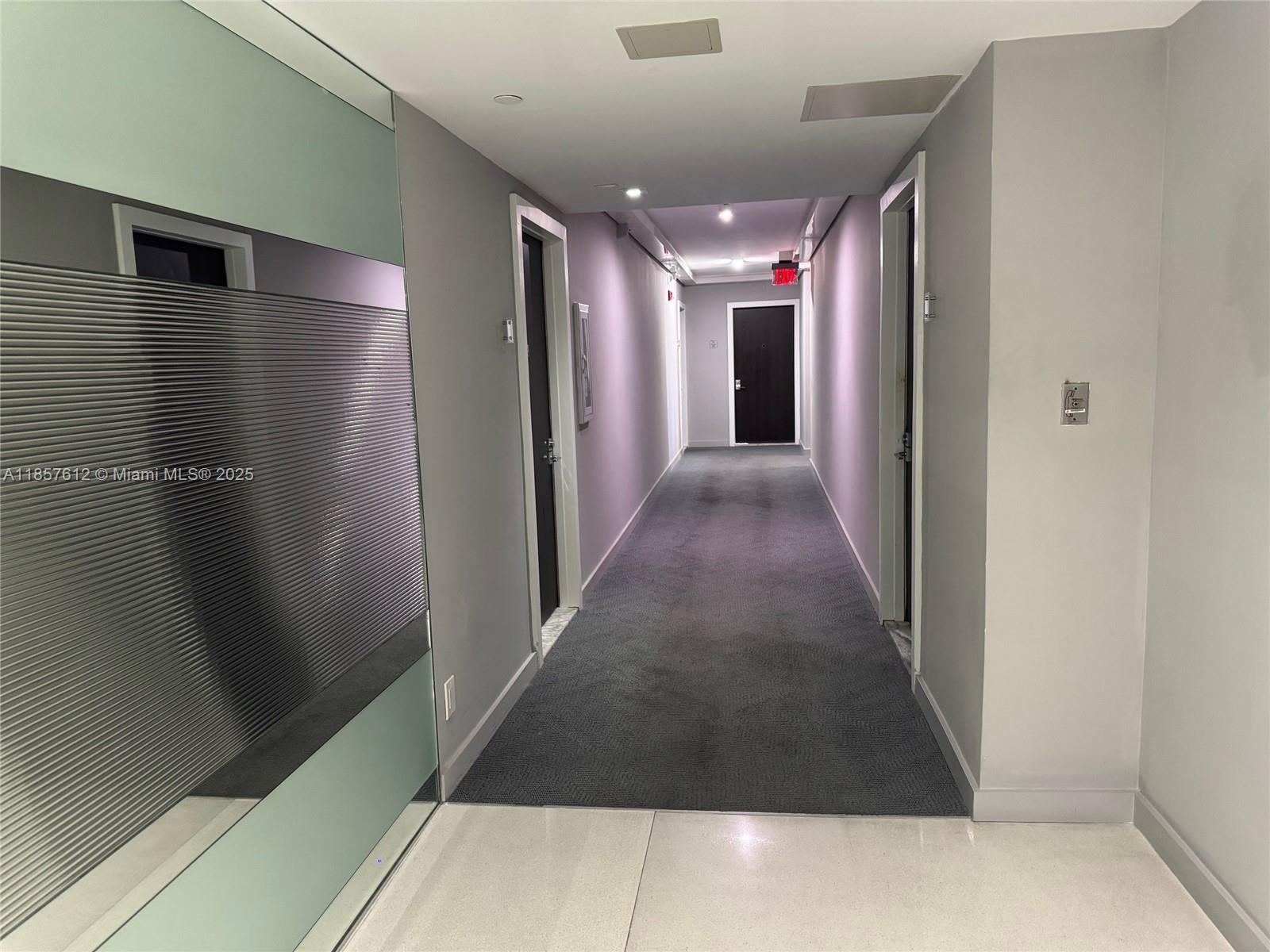 Photo of 20335 Country Club Dr  #1808, Aventura, Florida, 33180 - Floor hallway