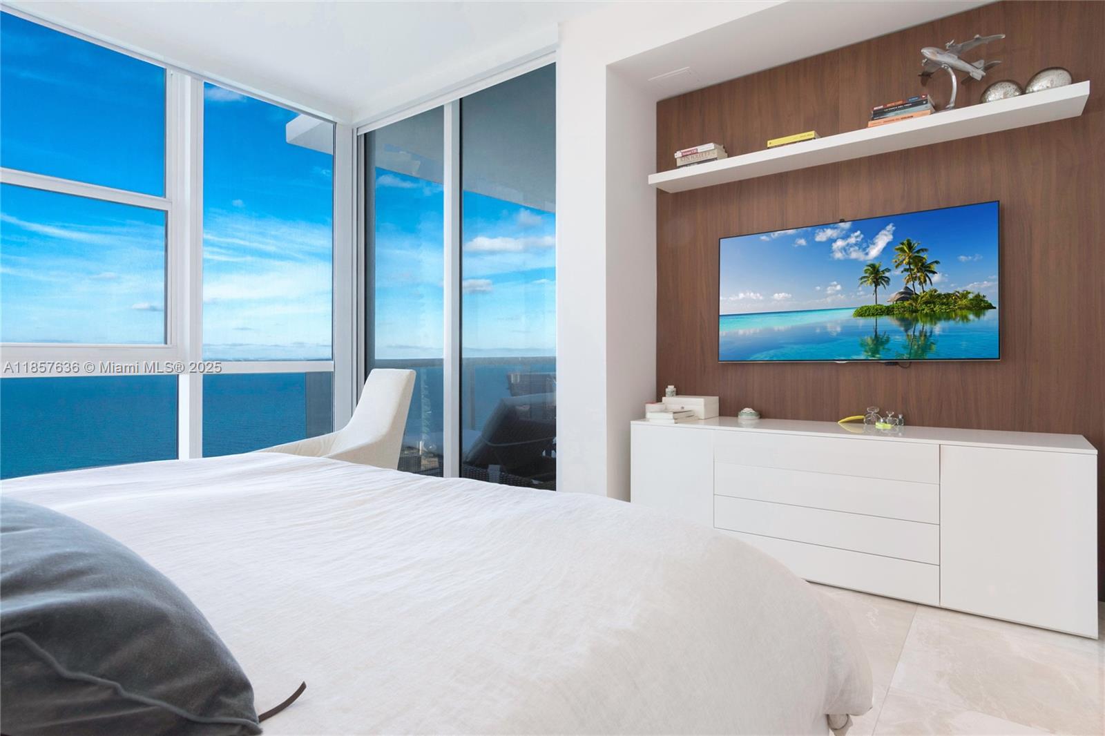 4208 2 / 3 1570 sq. ft. $ 2025-08-12 0 Photo