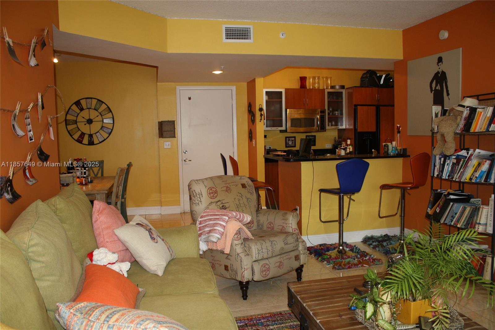 Photo of 18800 29th Ave  #902, Aventura, Florida, 33180 - 