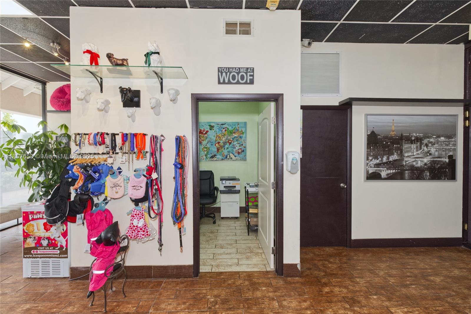 See details / sq. ft. $ 2025-08-12 0 Photo