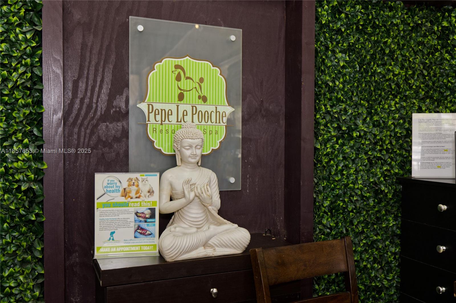 See details / sq. ft. $ 2025-08-12 0 Photo