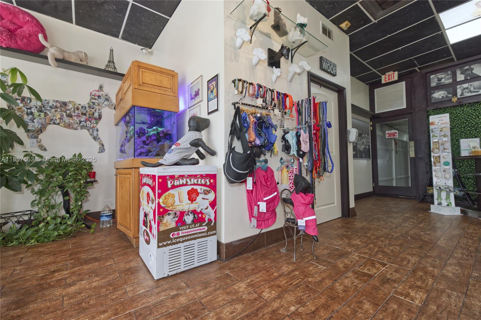 See details / sq. ft. $ 2025-08-12 0 Photo