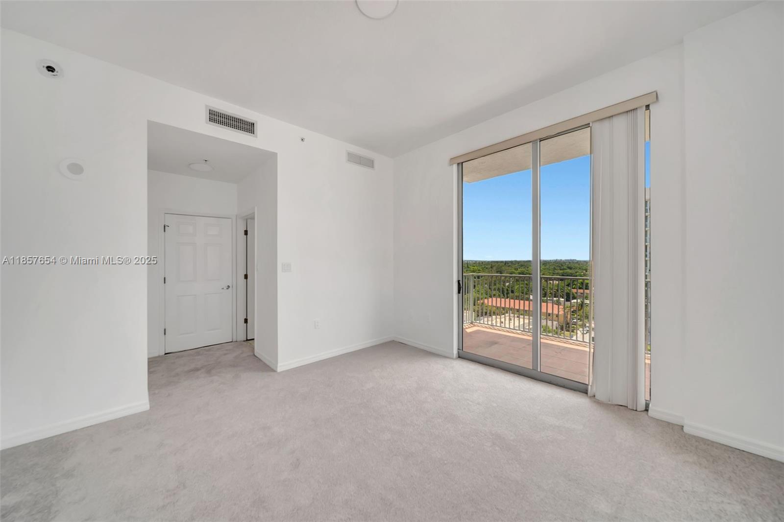 Photo of 140 Dixie Hwy  #1037, Hollywood, Florida, 33020 - 