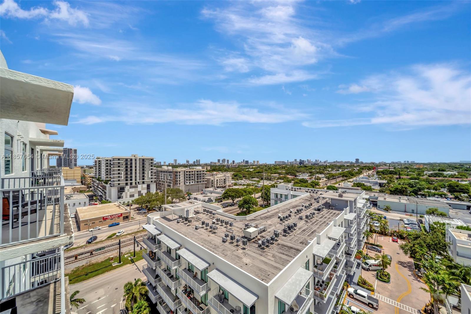 Photo of 140 Dixie Hwy  #1037, Hollywood, Florida, 33020 - 
