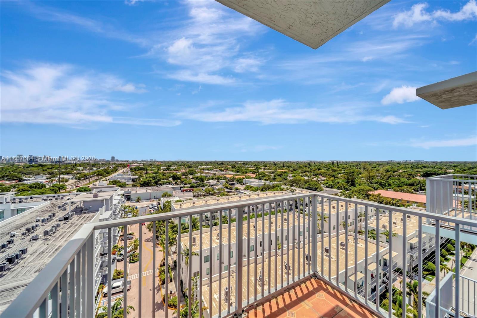 Photo of 140 Dixie Hwy  #1037, Hollywood, Florida, 33020 - 