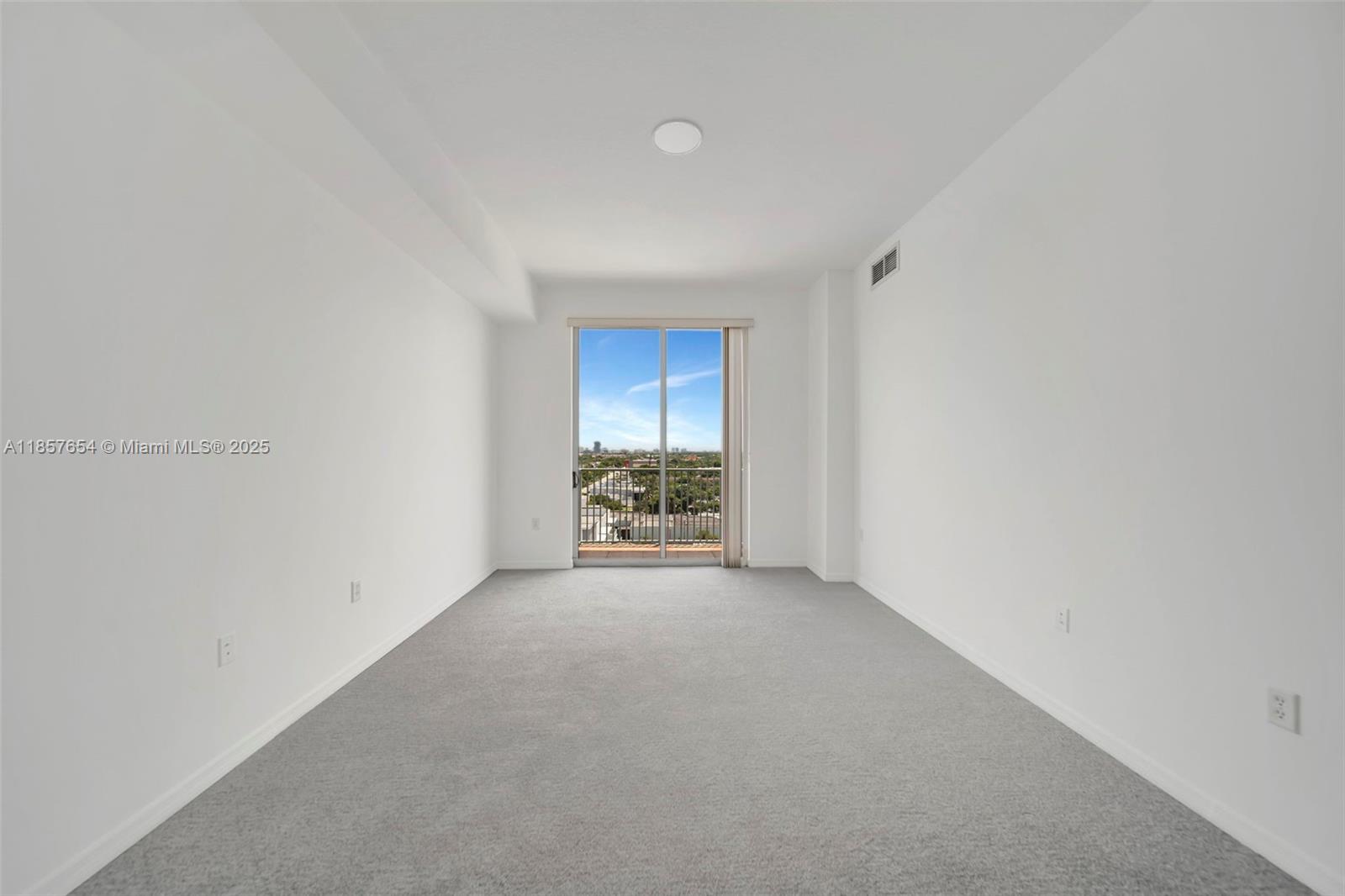 Photo of 140 Dixie Hwy  #1037, Hollywood, Florida, 33020 - 